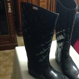 Hunter black rain boots